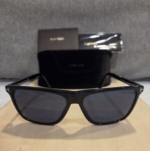 Tom Ford Fletcher TF832 01V Sunglasses Men's 57/15/145
